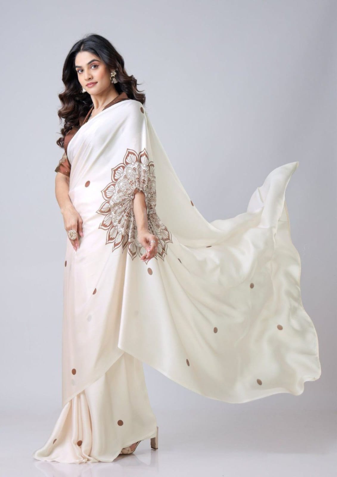 Ivory Aura – Ready-to-Wear Satin Georgette Saree with Peacock Motif