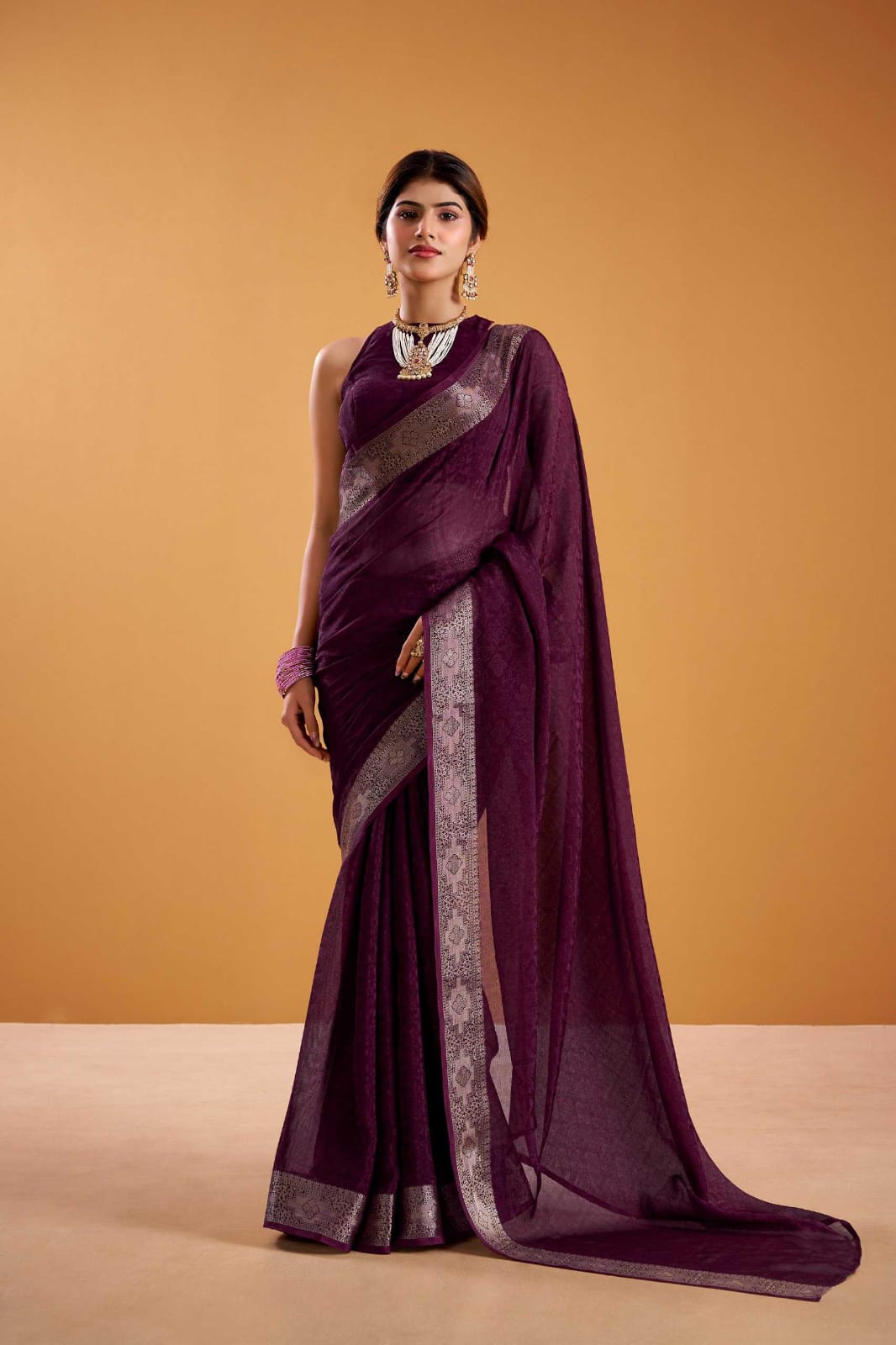 Calviarc Zariya Shimmer Ready-to-Wear Saree with Zari Border